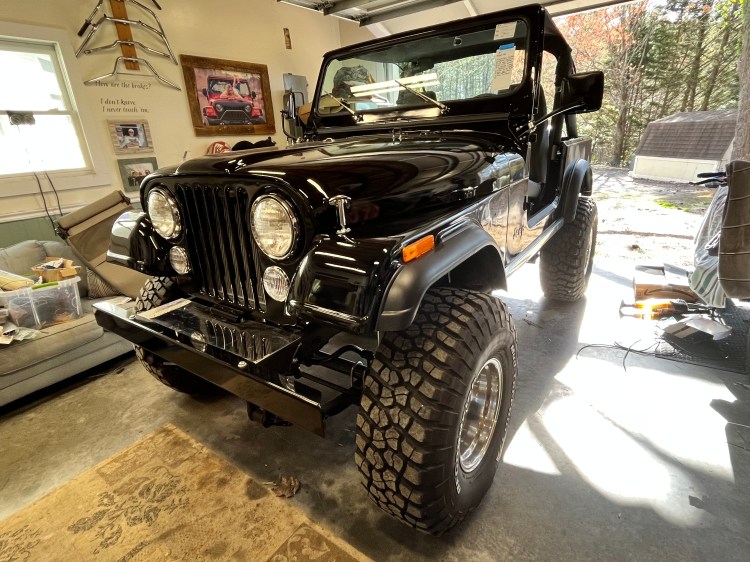 84 Jeep CJ7 Black Mamba
